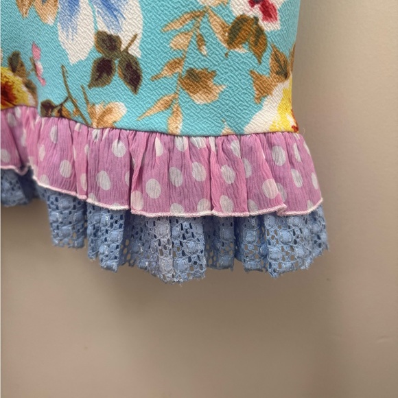 Custom made outfit - Picture 6 of 9